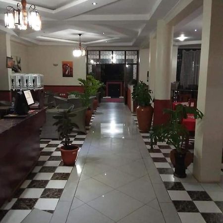 Newstead Hotel 나이바샤 외부 사진